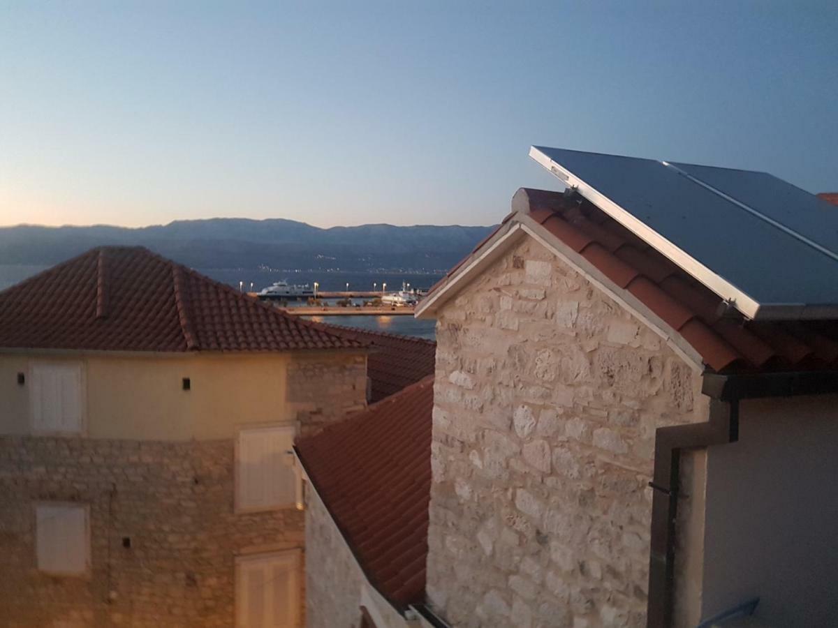 Vila Dora Supetar Apartment Bagian luar foto